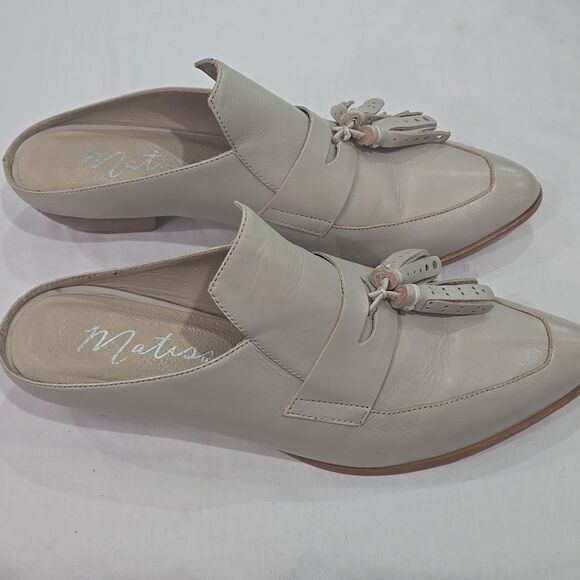 Matisse Beige Skill Tassel Slip On Loafers Size 8.5 - Picture 2 of 8